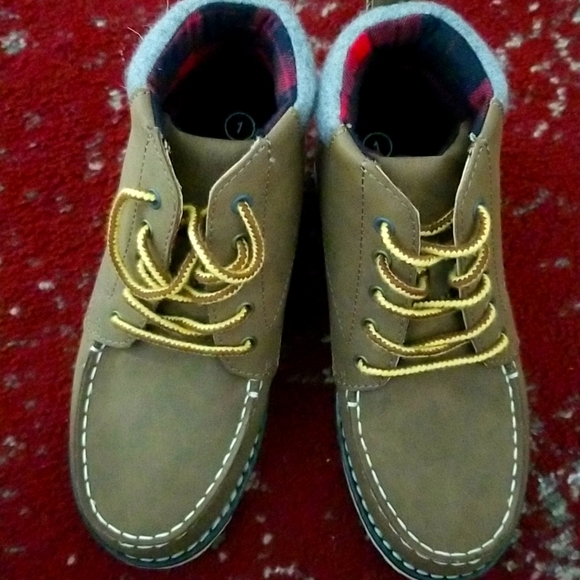 Cat & Jack Other - NWOT Cat & Jack Size 1 Boots